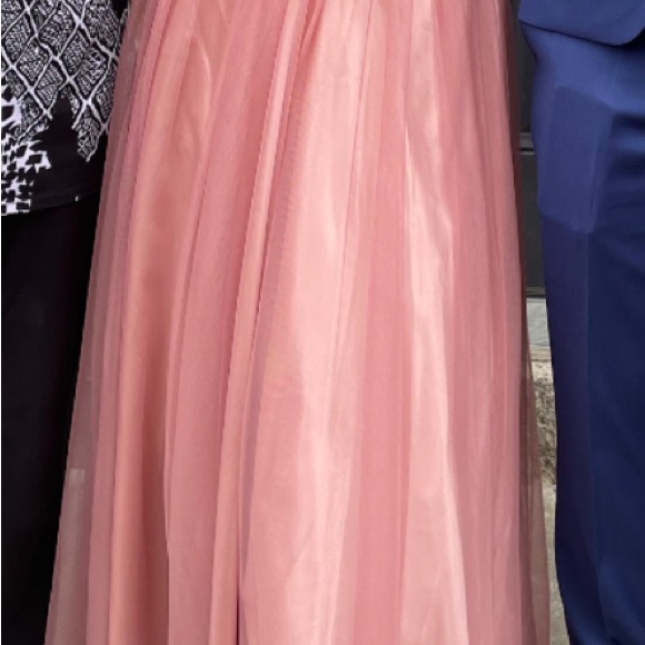 PROM/WOMENS FORMAL DRESS - Picture 4 of 7